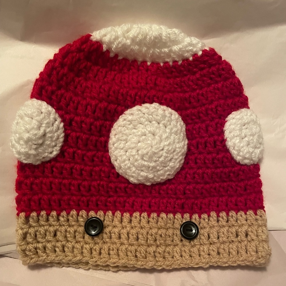NWOT custom adult sizes MarioKart “toad” beanie.